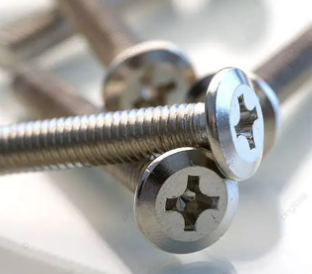 Сравнение производительности мартенситных и аустенитных винтов